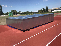 Kryt na doskočiště, pojízdný -  rozměry 5 x 3 x 0,6m